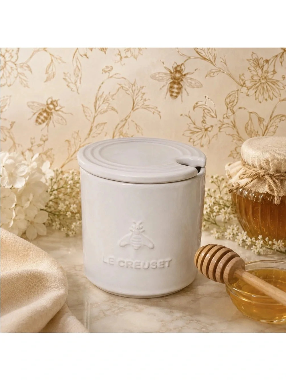 Le Creuset Stoneware Boston Honey Pot Jar with Lid White 14oz - NWT
